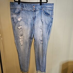 Refuge Jeans, Womens, Size 20, Distressed, Light-Wash, Stretchy, Relaxed Fit